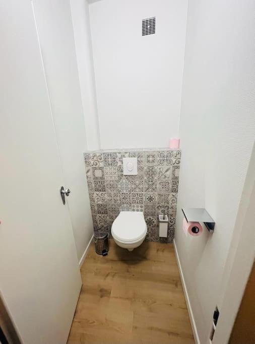 Appart T4 85M2 Spacieux Climatisation Parking Rodez Exterior photo